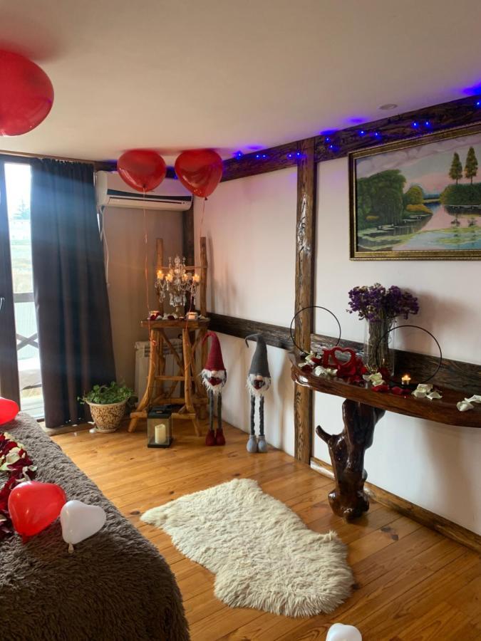 Nazar Stodolya Hotel Kamjanyi Potoki Kültér fotó