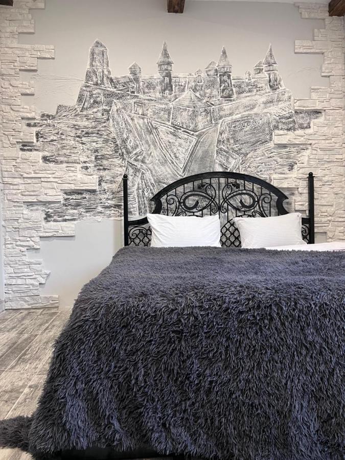 Nazar Stodolya Hotel Kamjanyi Potoki Kültér fotó