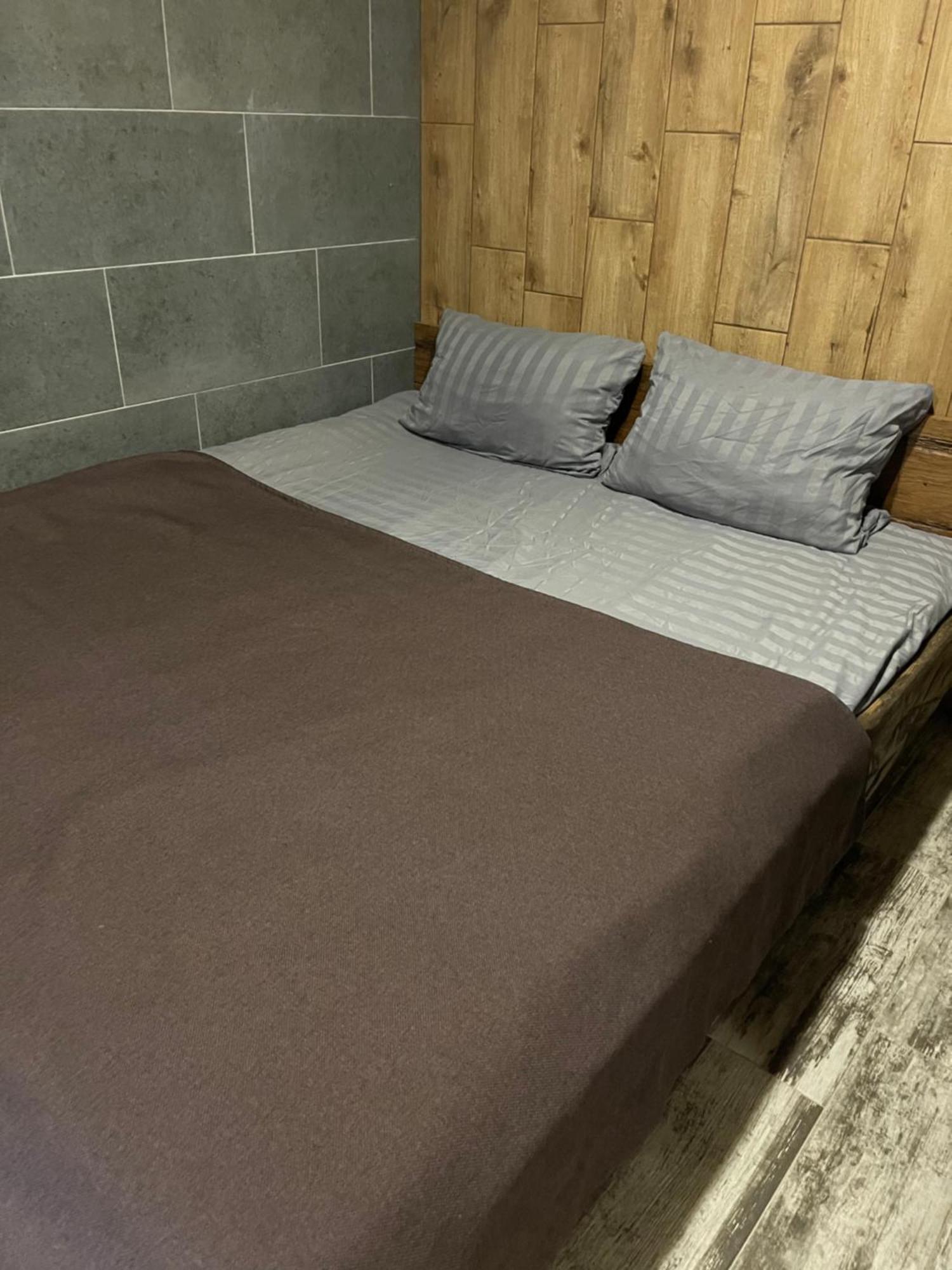 Nazar Stodolya Hotel Kamjanyi Potoki Kültér fotó