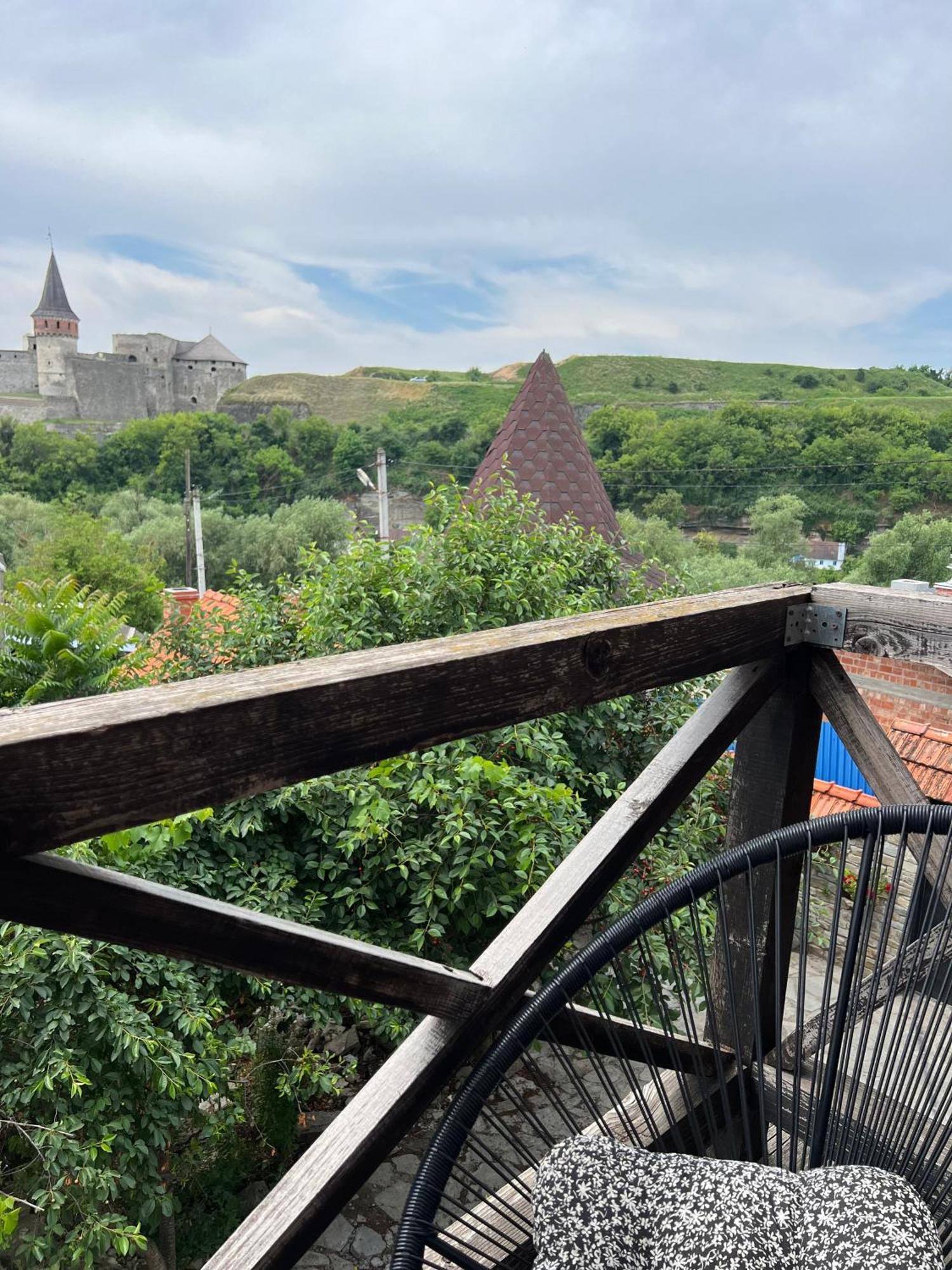 Nazar Stodolya Hotel Kamjanyi Potoki Kültér fotó