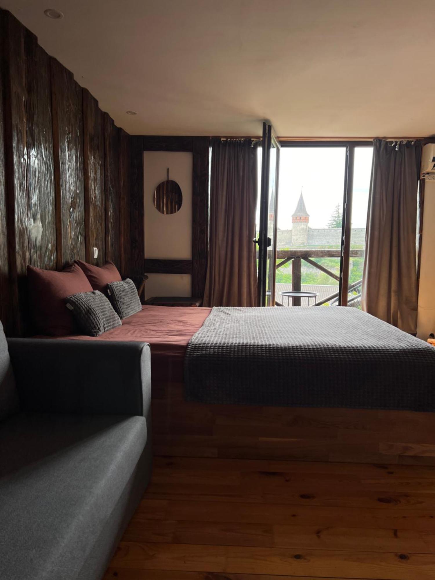 Nazar Stodolya Hotel Kamjanyi Potoki Kültér fotó