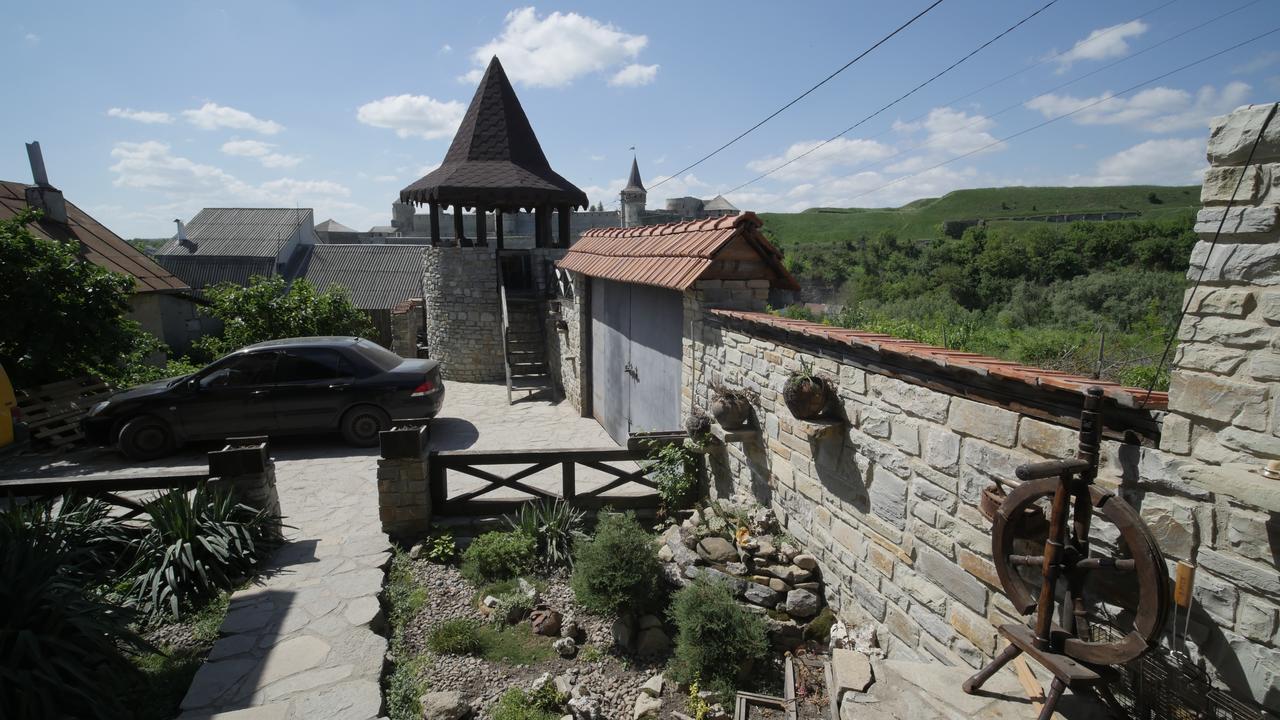 Nazar Stodolya Hotel Kamjanyi Potoki Kültér fotó
